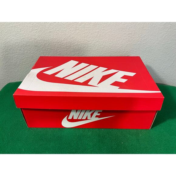 Men's Nike Tech Hera Size 12 New in Box FJ9532-110 Lt Orewood Brown/Black - Picture 11 of 11